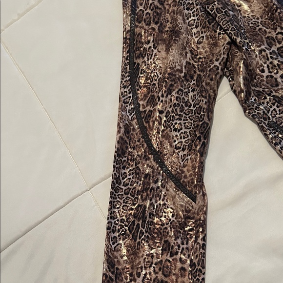 Chicos Zenergy  Leopard Print Jacket - Picture 4 of 5